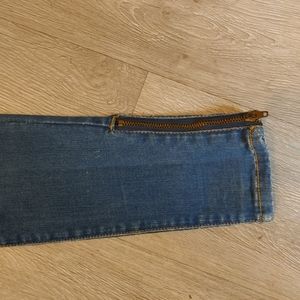 kendall and kylie size 3 with zipper leg